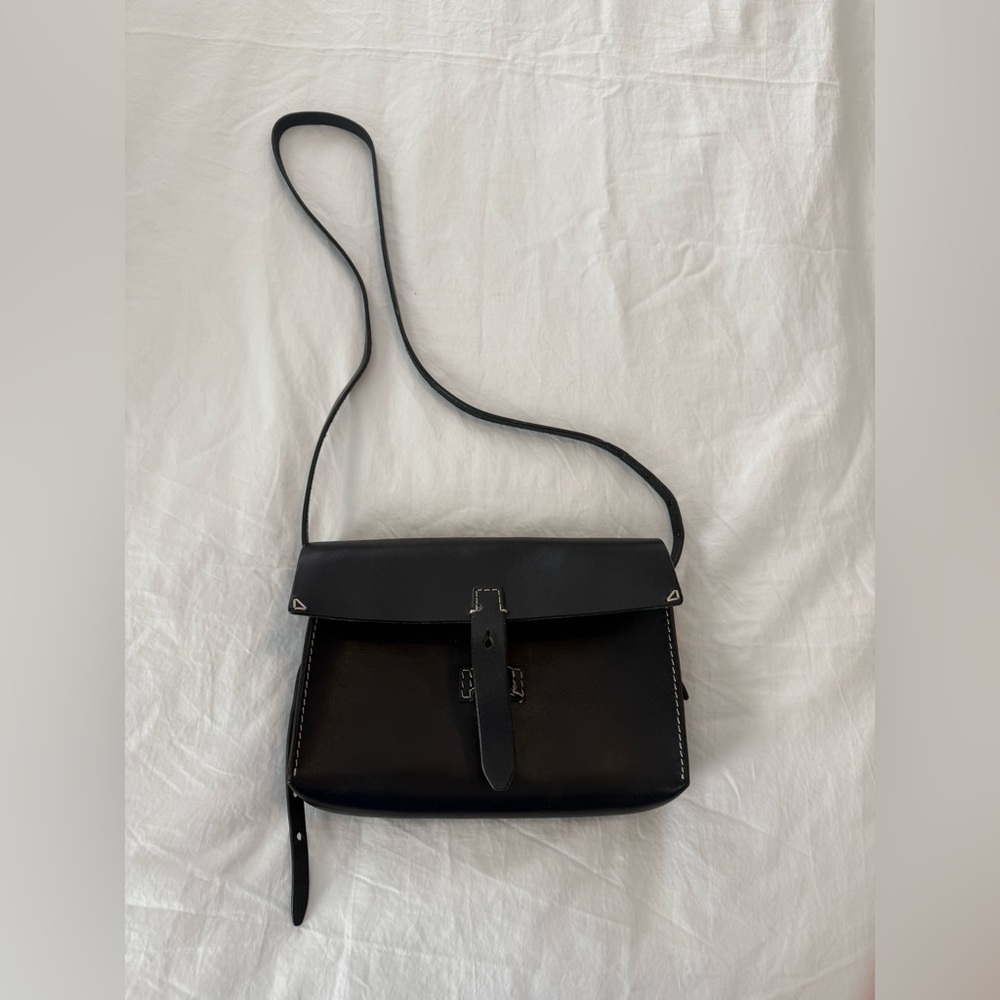 Madewell Dover Black Leather Crossbody Bag EUC 0500